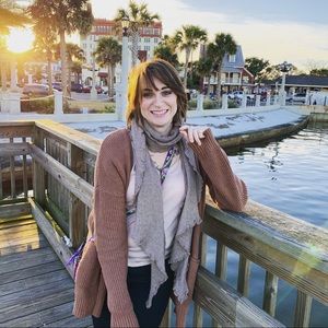 Meet your Posher, Rachel